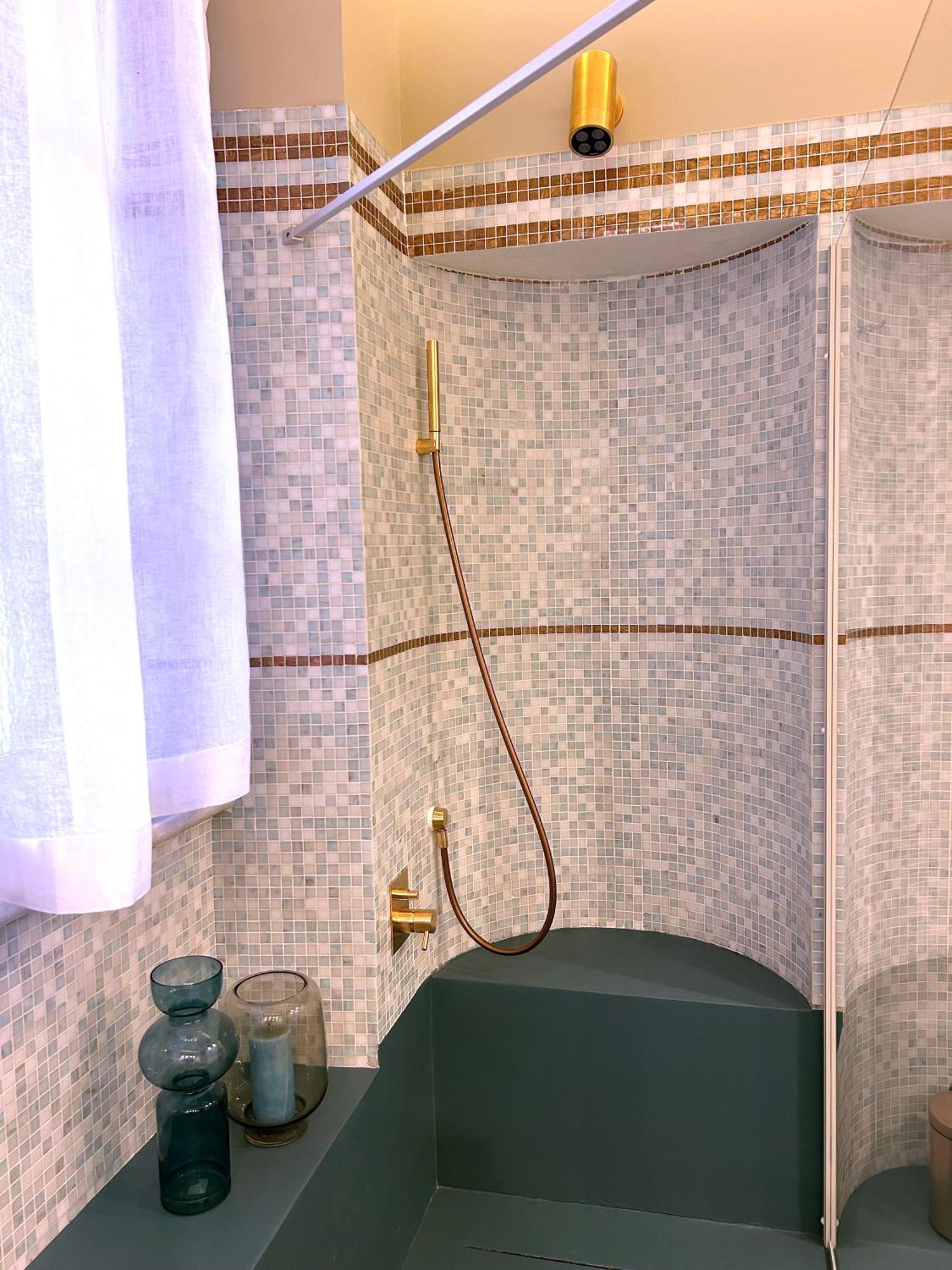 Alma Bed & Breakfast Άλμπα Εξωτερικό φωτογραφία