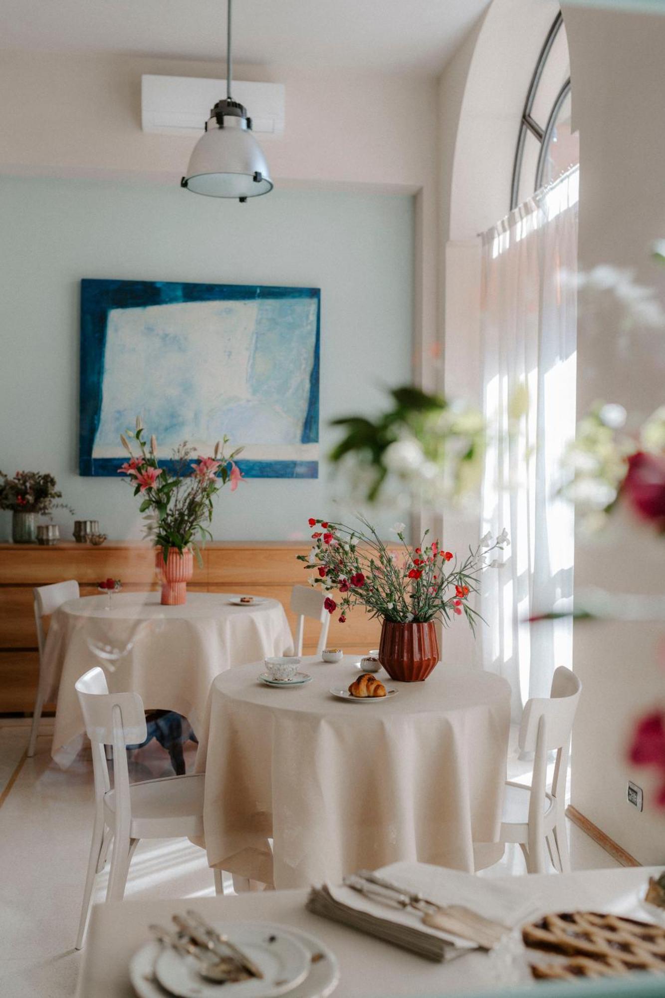 Alma Bed & Breakfast Άλμπα Εξωτερικό φωτογραφία